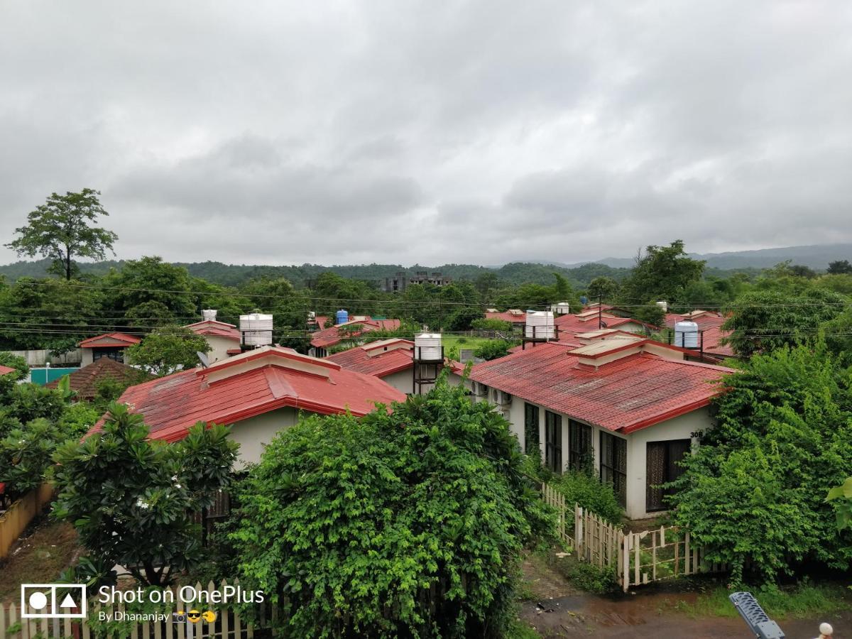 Chalet Casa Amor, Perfect Home Amidst Tranquility Karjat Kültér fotó